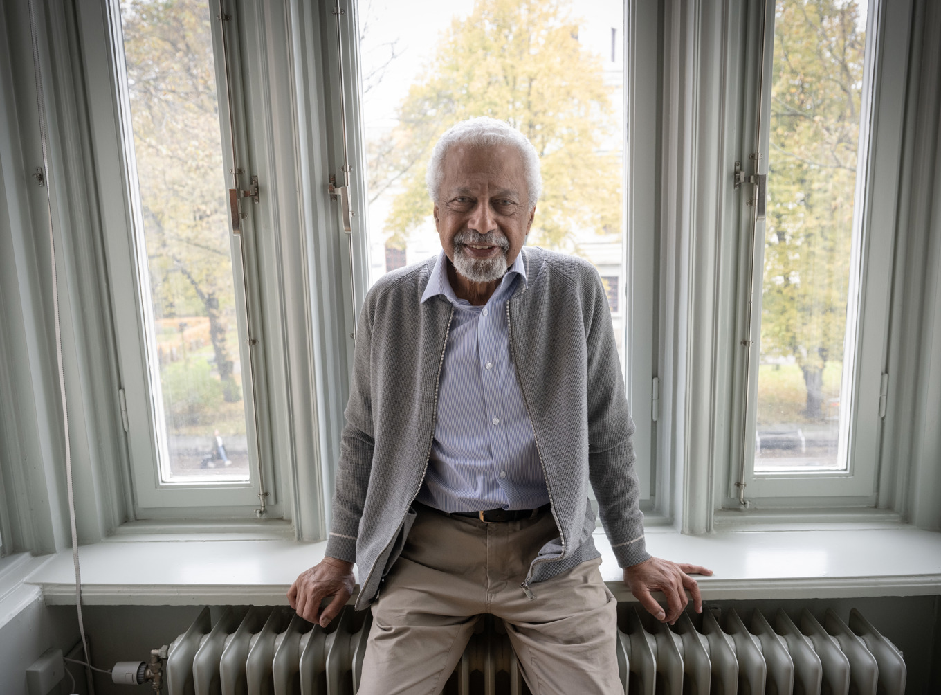 Sedan Nobelpriset 2021 har Abdulrazak Gurnah flyttat till ett mindre hus i Canterbury där han bodde även tidigare. Foto: Fredrik Sandberg/TT