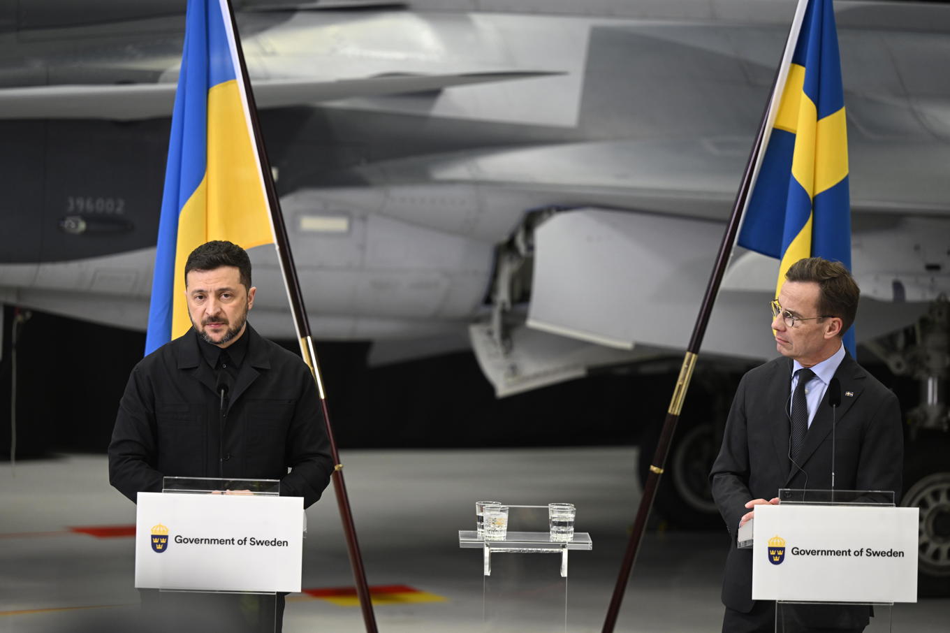 Ukrainas president Volodmyr Zelenskyj och statsminister Ulf Kristersson på en gemensam pressträff. Arkivbild. Foto: Fredrik Sandberg/TT