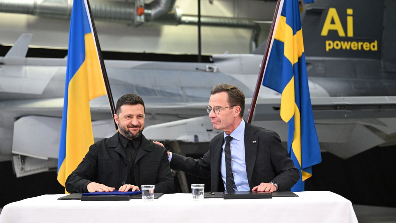 Mötet symboliserar Sveriges roll i politiken bakom kriget. Foto: Jonathan Näckstrand/AFP via Getty Images USP