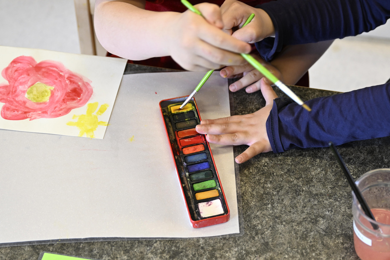 Omkring 900 barn under 18 år får diabetes typ 1 årligen i Sverige. Hos små barn kan symtomen vara svåra att upptäcka. Arkivbild. Foto: Fredrik Sandberg/TT