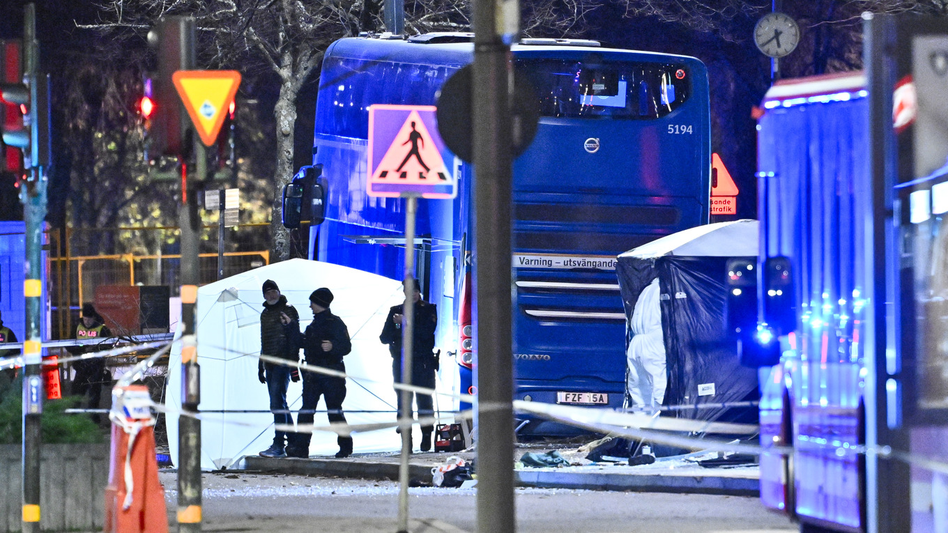 Bussen som körde över en busskur vid Tekniska högskolan i Stockholm hade nyligen fått nya bromsbelägg, bekräftar SL. Foto: Claudio Bresciani/TT