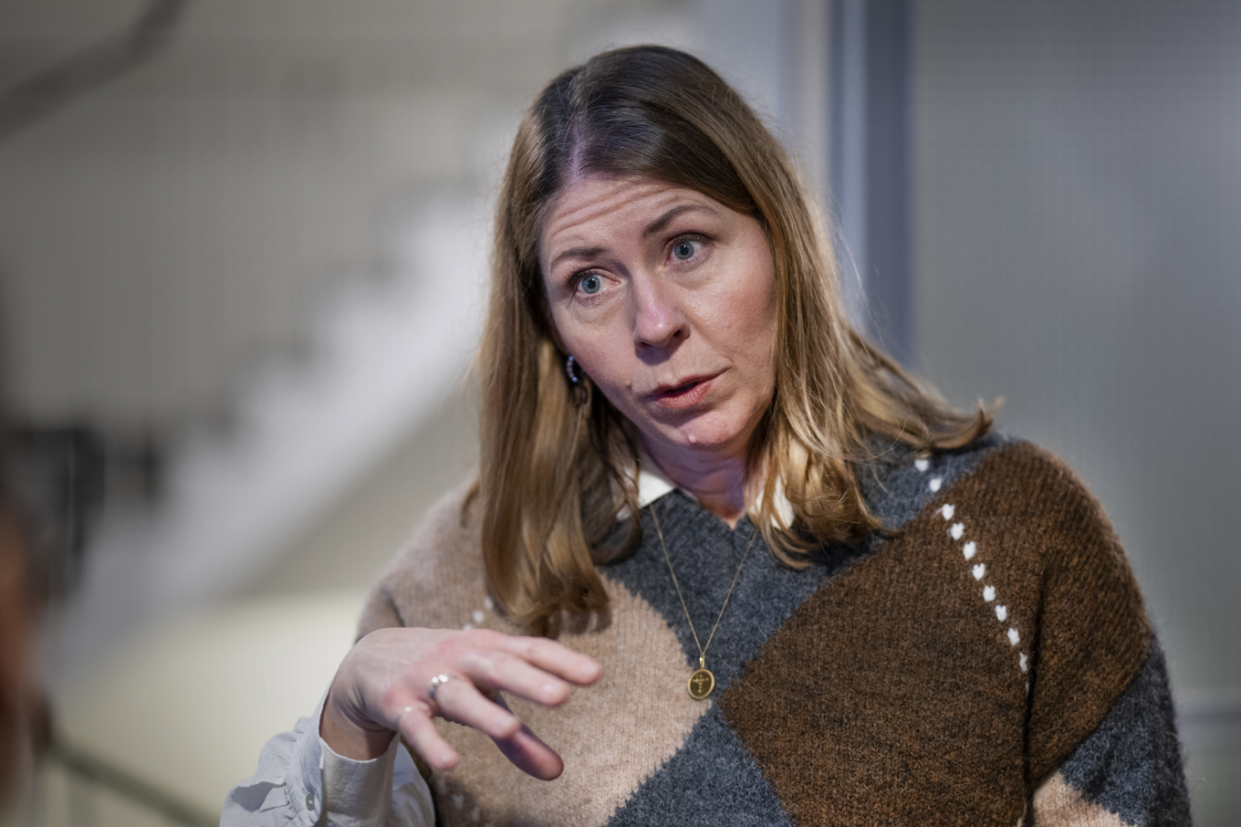 Sjukvårdsminister Elisabet Lann (KD) och regeringen vill satsa på en nationell handlingsplan för hjärt-kärlsjukvård. Här vid ett besök på Ersta sjukhus i Stockholm på torsdagen. Foto: Anders Wiklund/TT