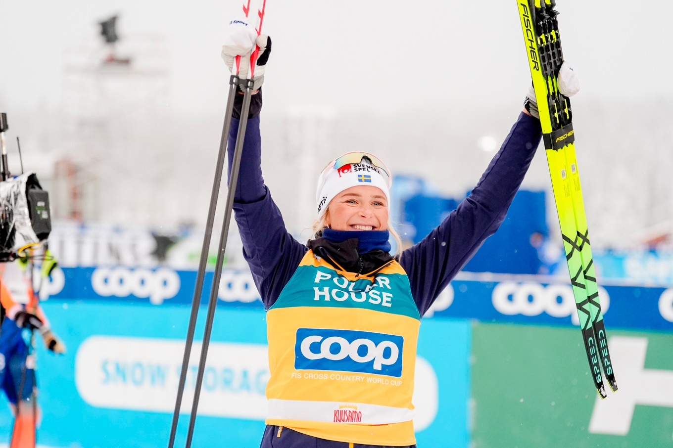 Frida Karlsson vann det klassiska milloppet i Ruka, Finland. Foto: Terje Pedersen/NTB/TT