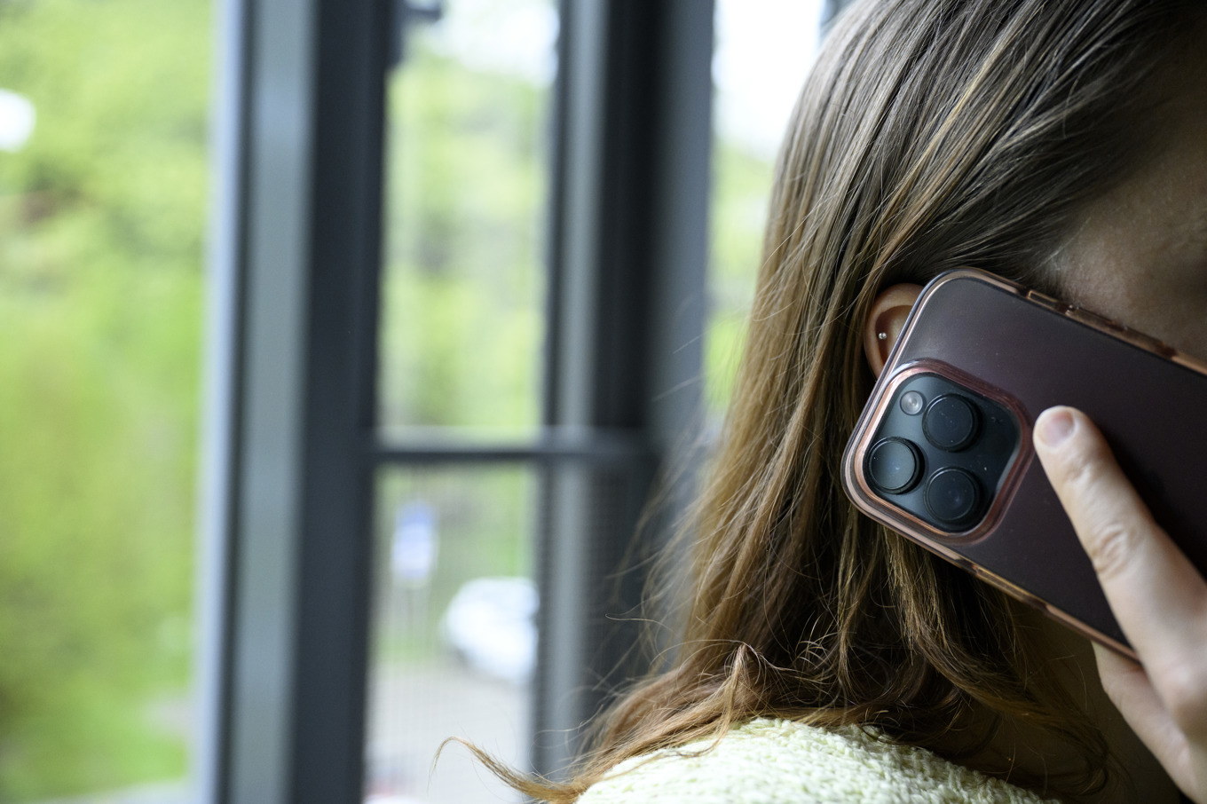 Vissa mobiler som inte kan nå 112 blockeras redan den 1 december, efter ett beslut från Post- och telestyrelsen. Arkivbild. Foto: Jessica Gow/TT