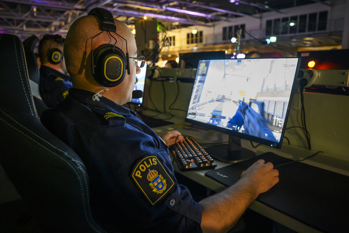 Allan Saeed deltog i en mindre grupp poliser som var med på Dreamhack i helgen som "spelande polis". Foto: Henrik Montgomery/TT