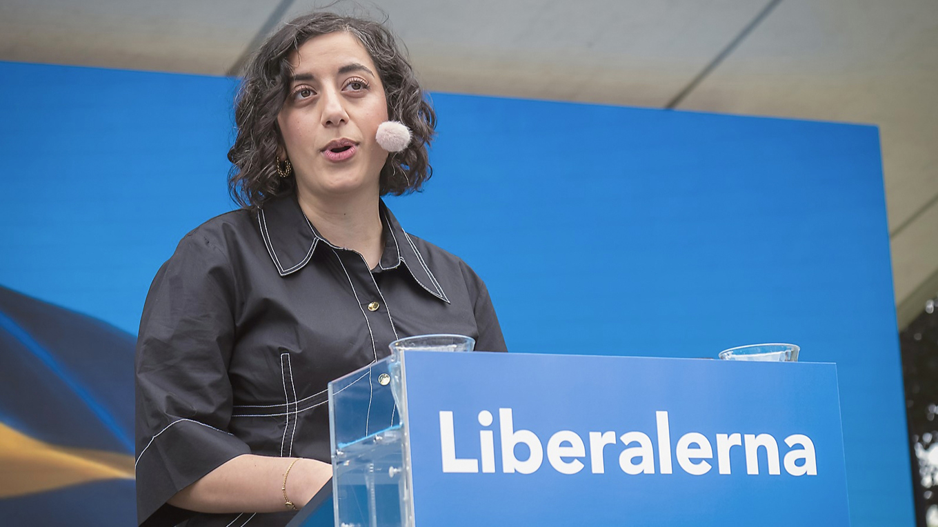 Simona Mohamsson levererar en aldrig sinande ström av utspel och förslag med olika detaljeringsgrad och innebörd, skriver krönikören. Foto: Bilbo Lantto