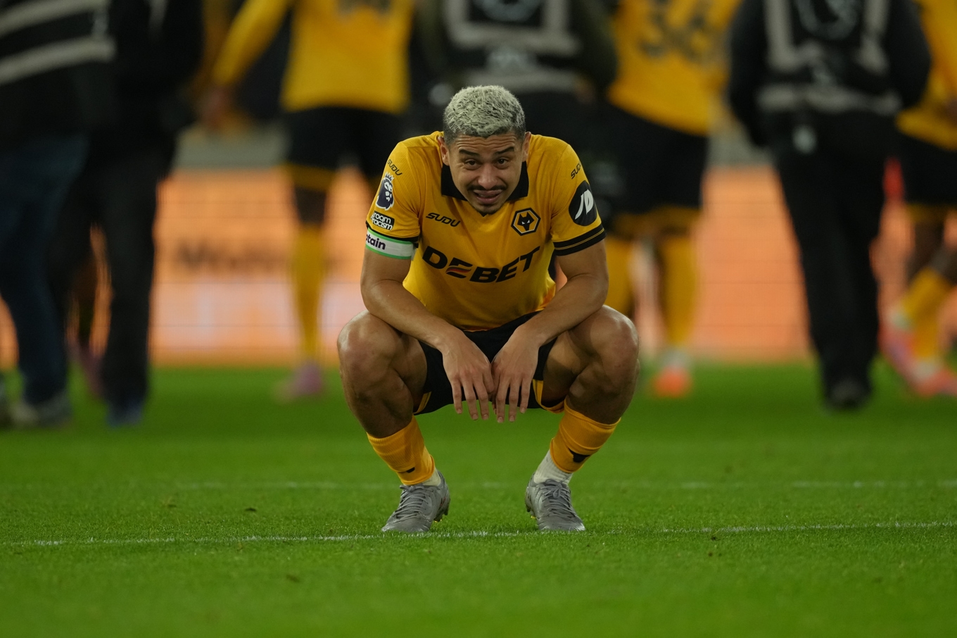 Wolverhamptons André deppar efter 1–4 hemma mot Manchester United. Tabelljumbons 13:e förlust för säsongen i Premier League. Foto: Dave Shopland/AP/TT