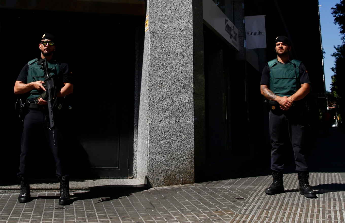 Poliser ur spanska Guardia Civil. Arkivbild. Foto: Manu Fernandez/AP/TT