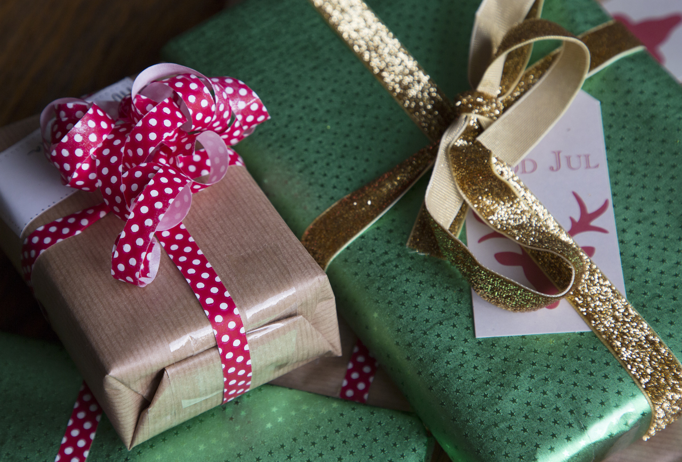 Ska julklapparna hinna fram i tid måste de postas senast fredag, uppger Postnord. Foto: Martina Holmberg / TT