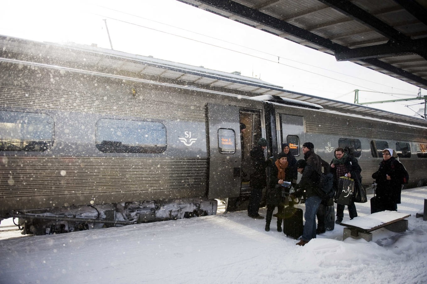 Flera tåg ställs in på grund av snöoväder. Arkivbild. Foto: Adam Ihse/TT