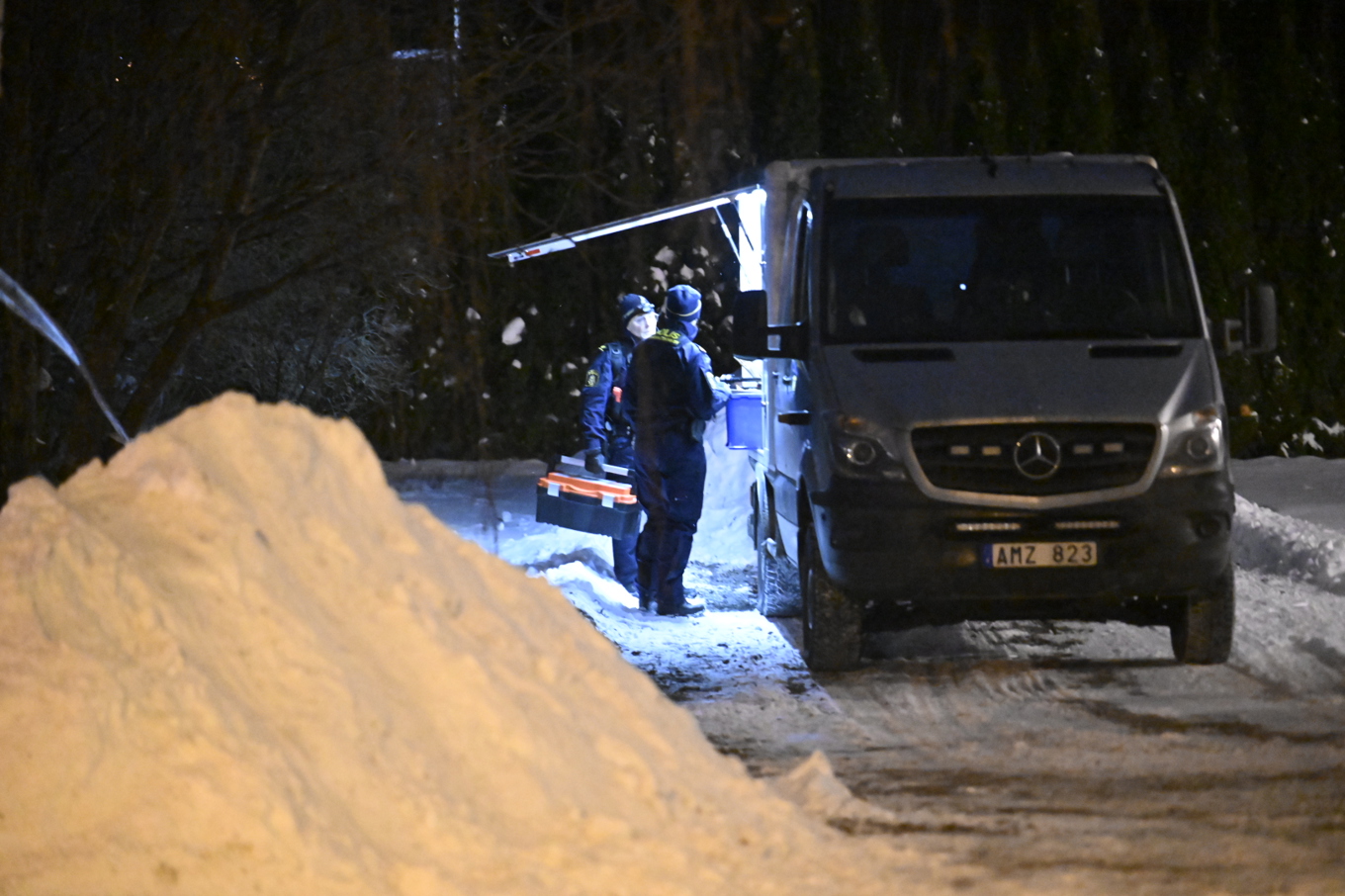 En medelålders man misstänks ha mördat en kvinna i 30-årsåldern i Ånge. Båda hittades döda på fredagen. Foto: Gobiten/TT