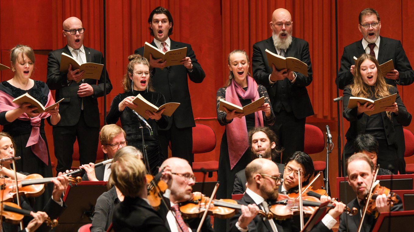 Medlemmar ur Radiokören och Sveriges Radios Symfoniorkester under framförande av Johann Sebastian Bachs Juloratorium. Foto: Arne Hyckenberg