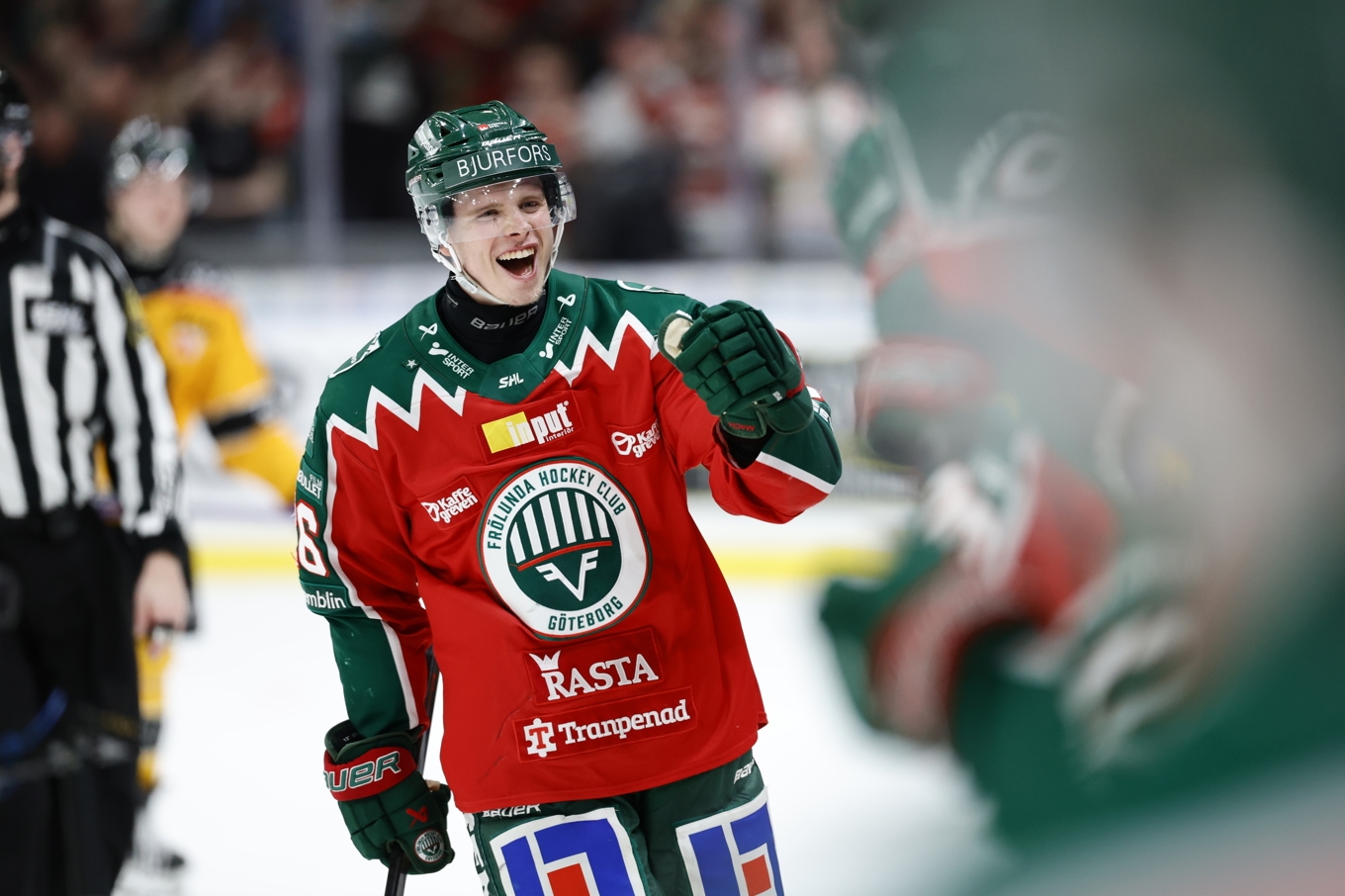 Frölundas Isac Heens gjorde lagets båda mål mot Brynäs i CHL-semifinalen. Arkivbild. Foto: Adam Ihse/TT