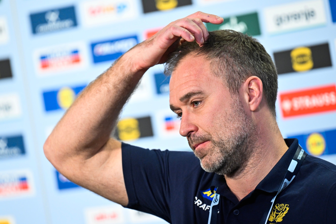 Michael Apelgren efter att Sverige missat semifinal i EM. Foto: Johan Nilsson/TT