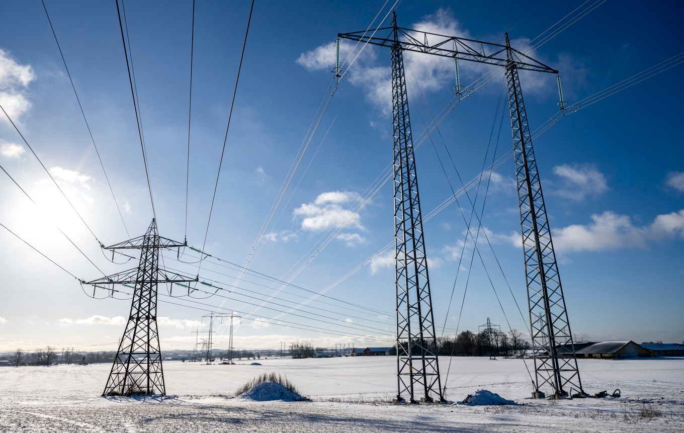 Den kalla väderleken i kombination med ökad kapacitet till Finland innebär ett flerdubblat elpris i norra Sverige. Arkivbild. Foto: Johan Nilsson/TT