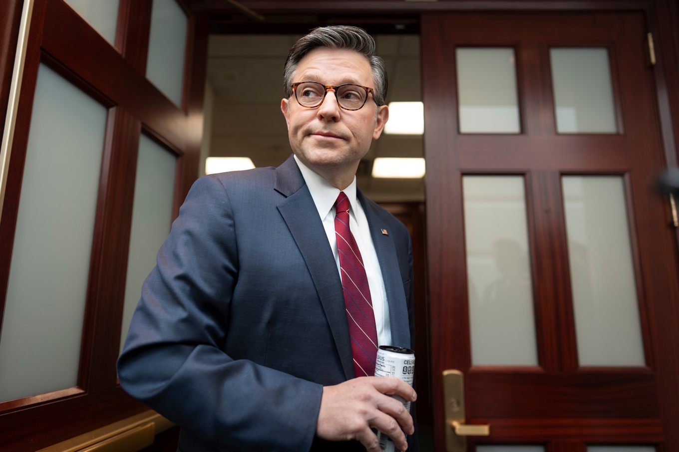 Talmannen i USA:s representanthus, republikanen Mike Johnson, inför tisdagens omröstning. Foto: J Scott Applewhite/AP/TT