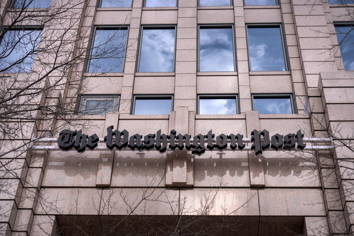 Den amerikanska dagstidningen The Washington Post skär ned. Foto: Mark Schiefelbein/AP/TT