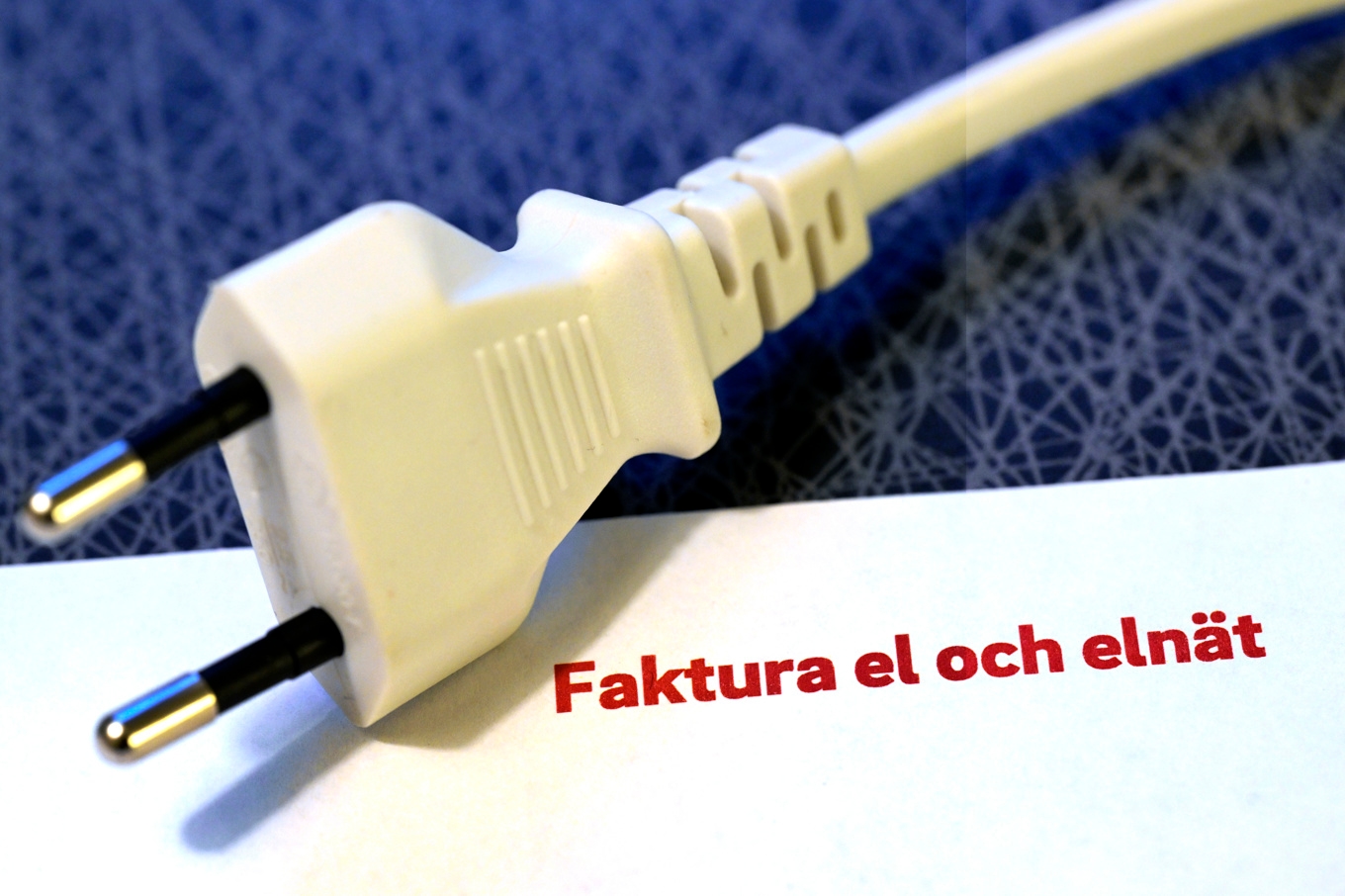 Elpriset är högt, men det är långt kvar innan någon statlig hjälp kickar in. Arkivbild. Foto: Janerik Henriksson/TT