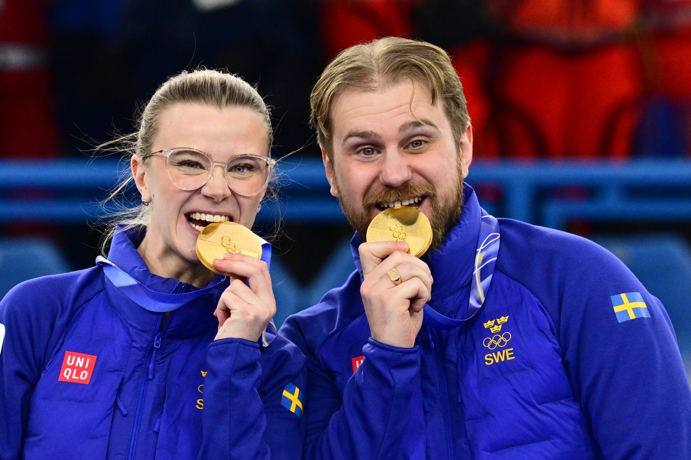 Isabella Wranå och Rasmus Wranå bjuder in Zlatan Ibrahimovic att testa curling. Foto: Jonas Ekströmer/TT