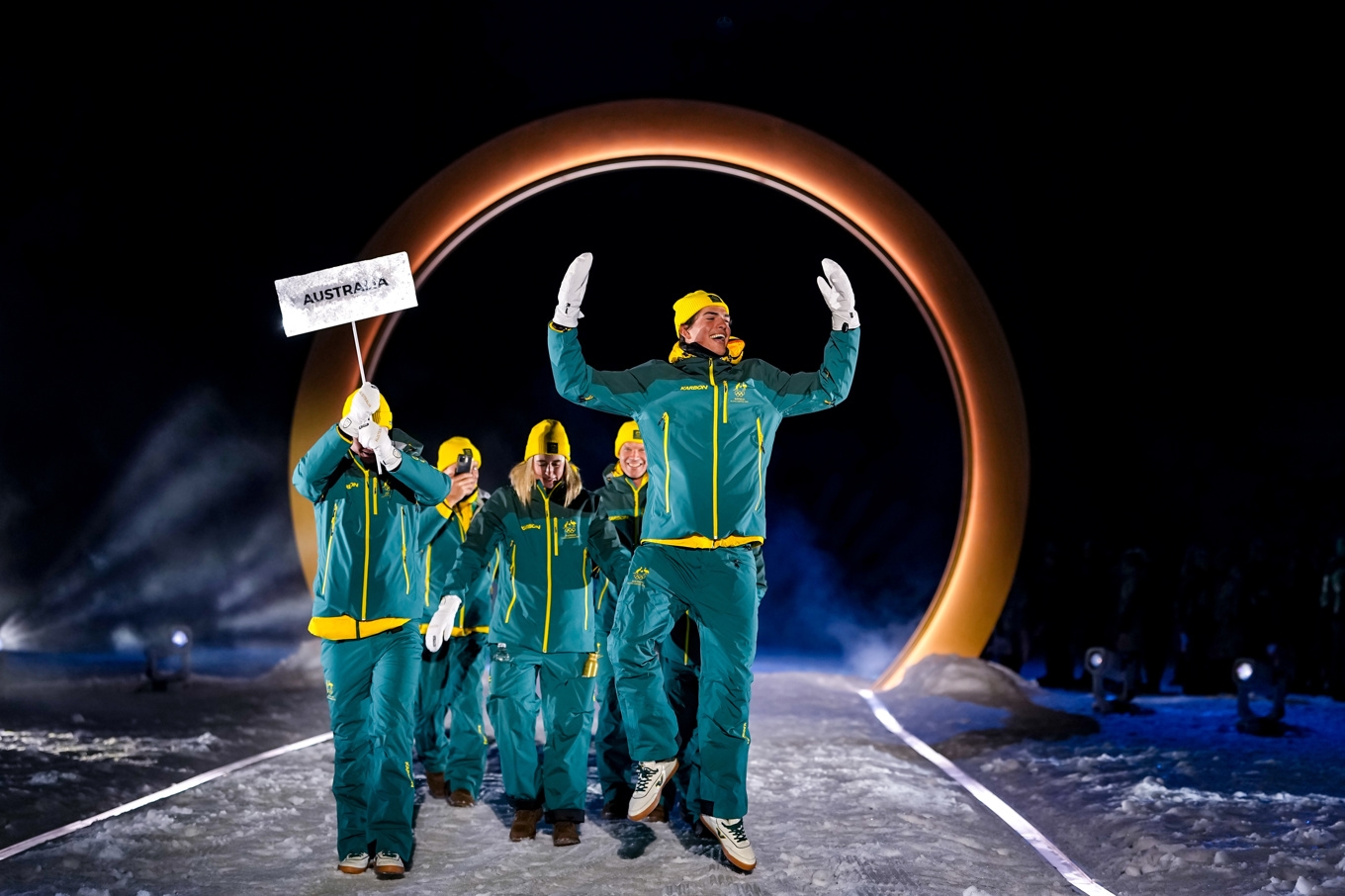 Australiaska olympier under OS-invigningen. Foto: Matthias Schrader/AP/TT