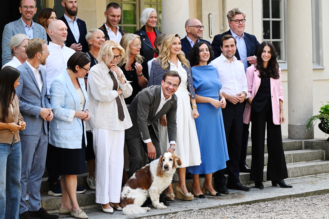 Statsminister Ulf Kristersson (M) och regeringen under en träff på Harpsund. Foto: Henrik Montgomery/TT