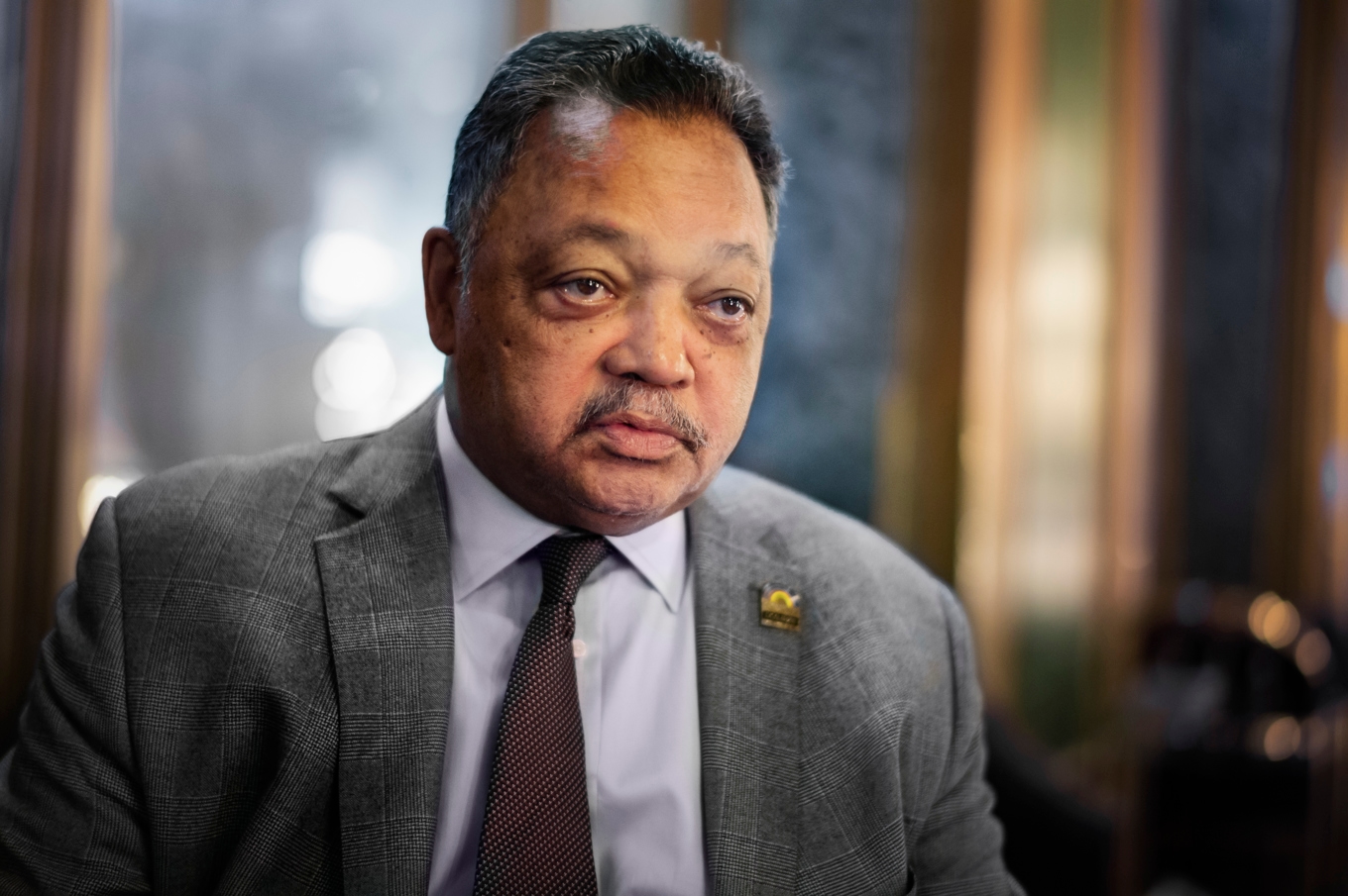 Den amerikanske medborgarrättsaktivisten Jesse Jackson har avlidit. Bilden togs under ett Sverigebesök 2019. Foto: Naina Helén Jåma/TT