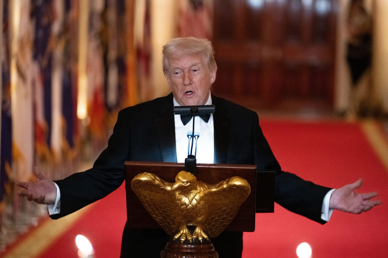 President Donald Trump på en middag i Vita huset under lördagskvällen. Foto: Allison Robbert/AP/TT