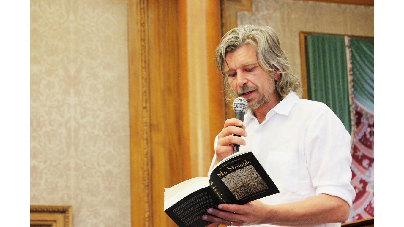 Karl Ove Knausgård på Brooklyn Book Festival 2014. Foto: editrixx/Wikimedia Commons