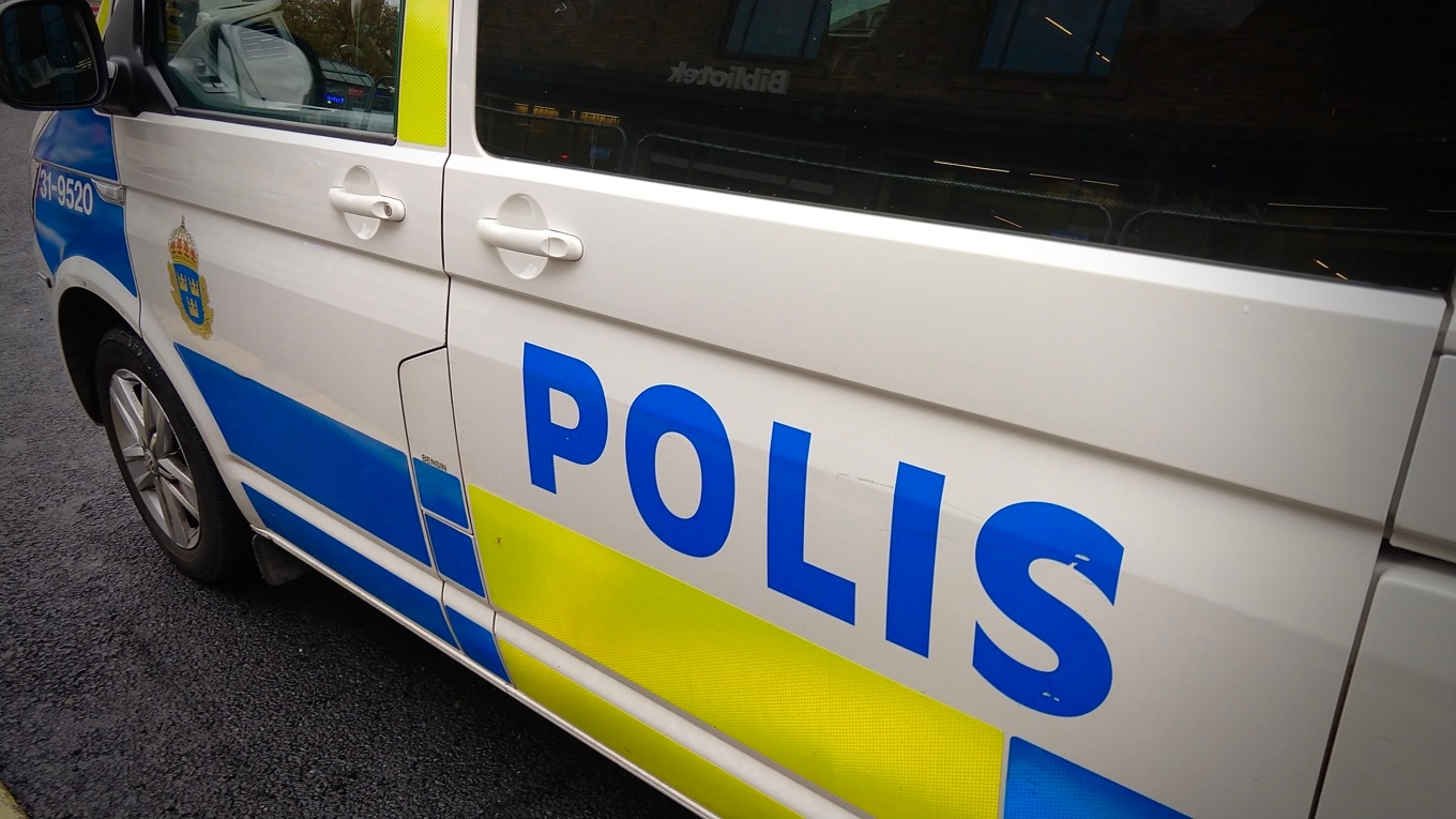 Polis kallades till en moské i Västervik där det uppstod ett bråk mellan två familjer. Foto: Epoch Times