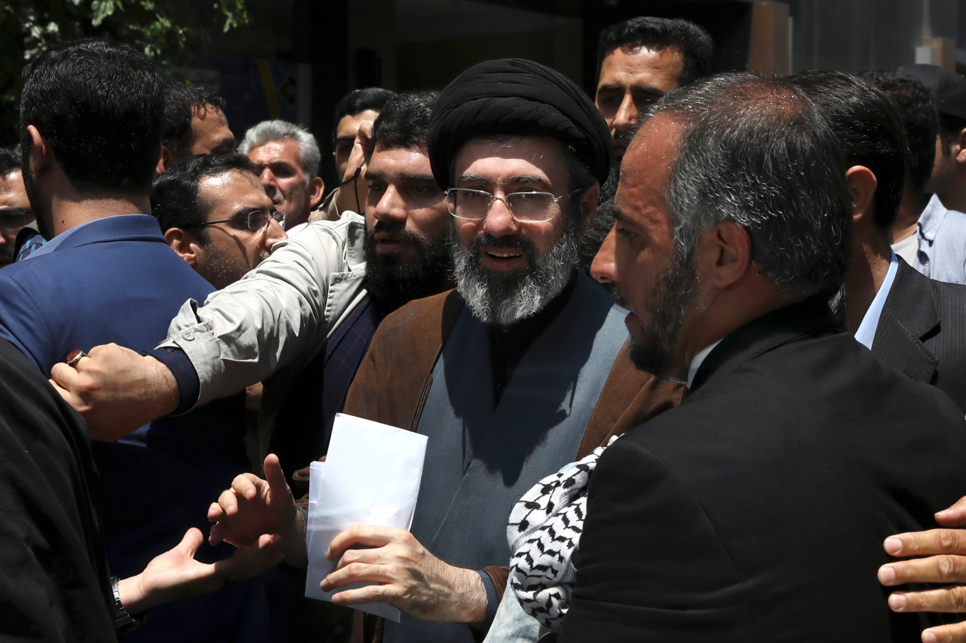 Mojtaba Khamenei beskrivs som en trolig efterträdare. Arkivbild. Foto: Vahid Salemi/AP/TT