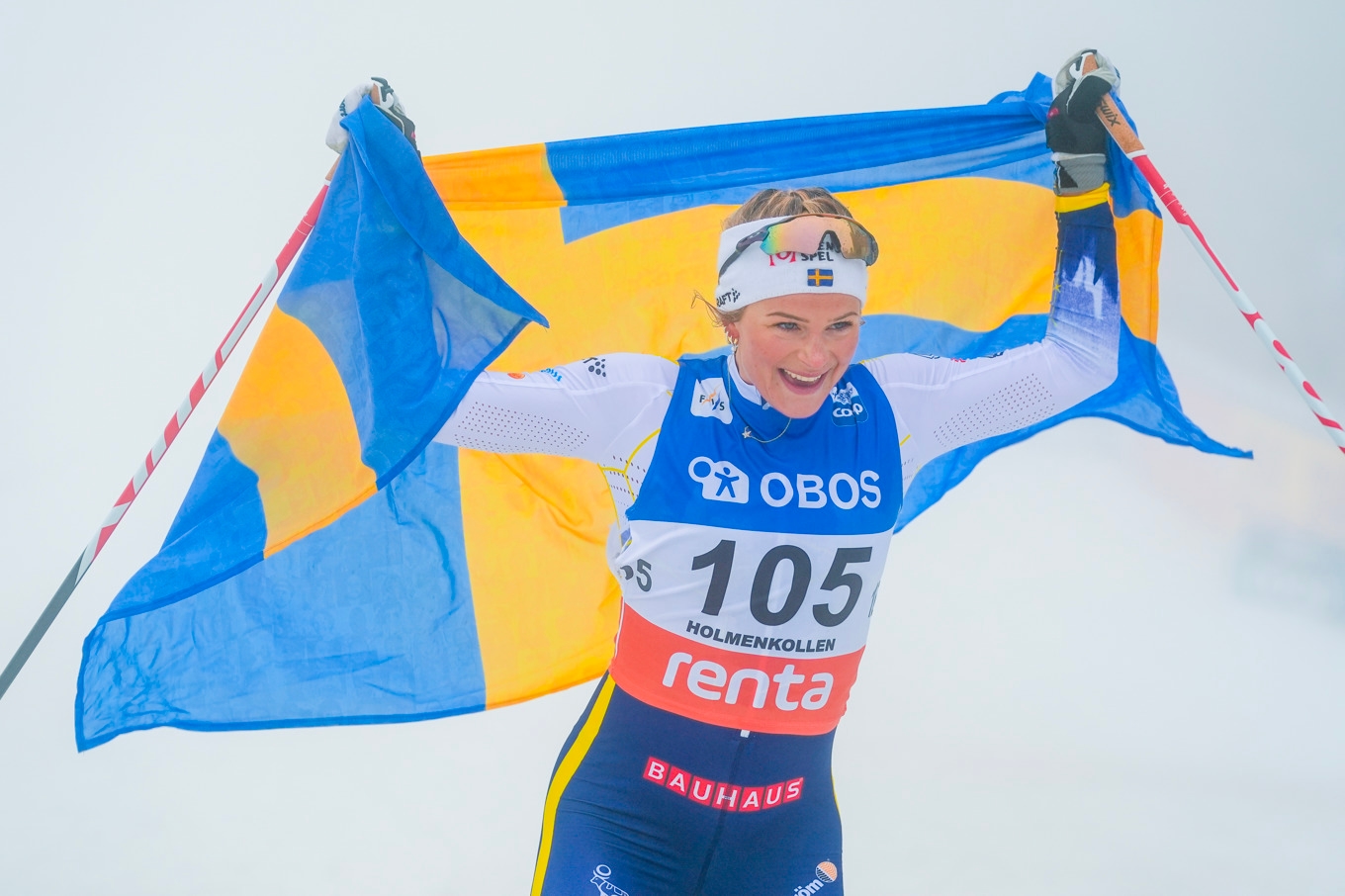 Frida Karlsson vann damernas femmil i Holmenkollen i överlägsen stil. Foto: Terje Pedersen/NTB/TT