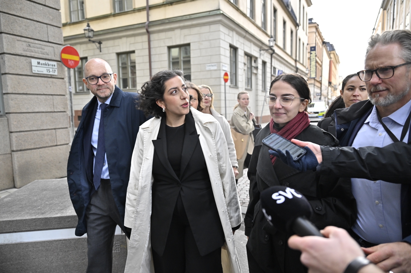 Liberalernas partiledare Simona Mohamsson (L), arbetsmarknadsminister Johan Britz (L) och klimat- och miljöminister Romina Pourmokhtari (L). Arkivbild. Foto: Christine Olsson/TT