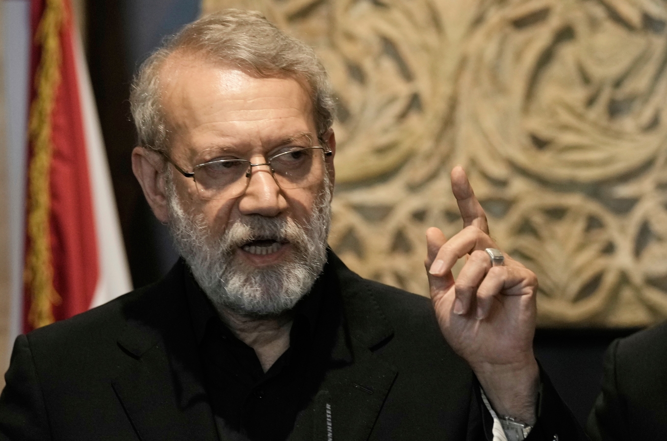 Säkerhetstoppen Ali Larijani, på bild från augusti 2025. Foto: Bilal Hussein/AP/TT