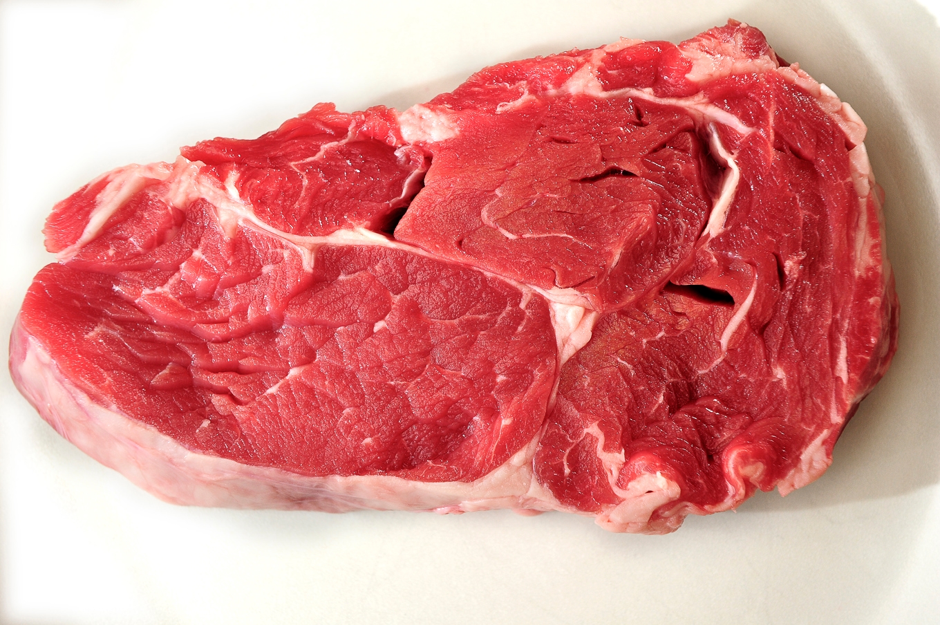 Mer kött kan löna sig om man har genetisk risk för Alzheimers sjukdom. Arkivbild. Foto: Anders Wiklund/TT