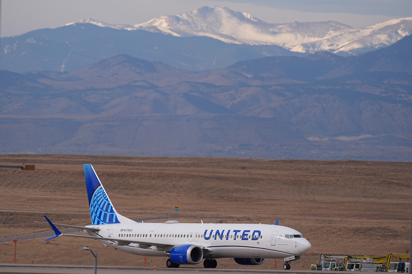 Ett plan tillhörandes flygbolaget United Airlines vid Denvers flygplats. Arkivbild. Foto: David Zalubowski/AP/TT