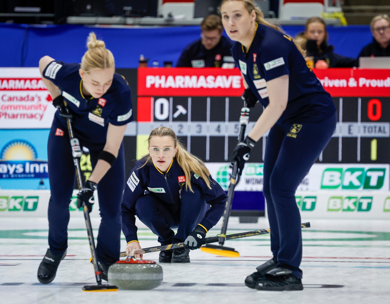 Sveriges skipper Isabella Wranå (mitten) i bronsmatchen mot Japan. Foto: Jeff McIntosh /AP/TT
