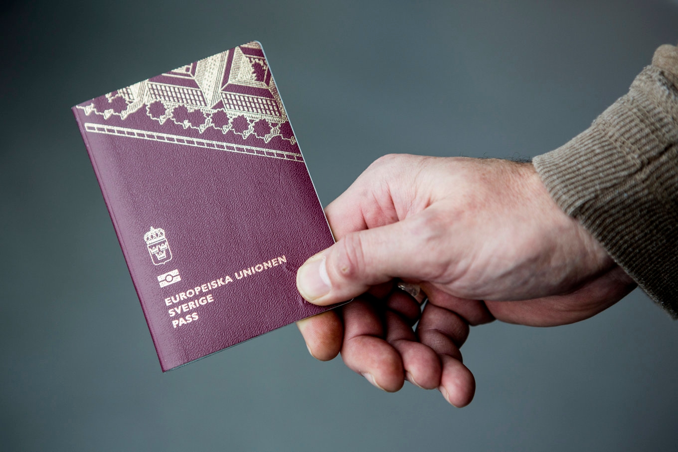 Ett svenskt pass. Foto: Christine Olsson/TT