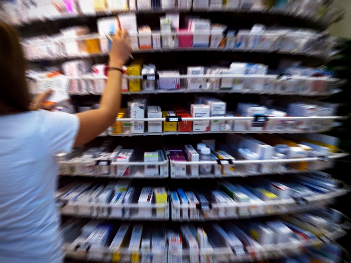 En populär östrogenspray som används för att behandla klimakteriebesvär blir dyrare. Arkivbild. Foto: Hasse Holmberg/TT