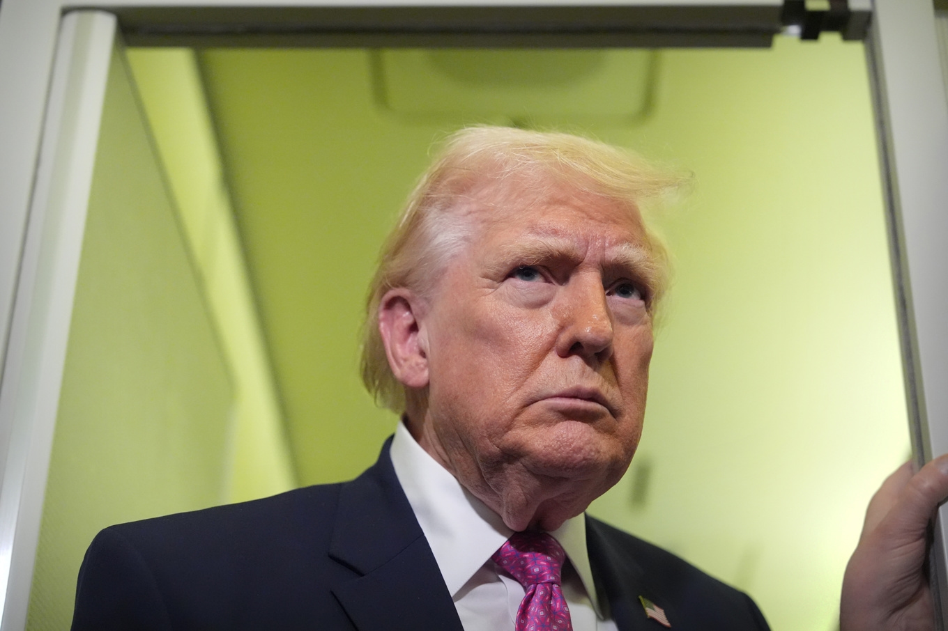 President Donald Trump på söndagskvällen. Foto: Mark Schiefelbein/AP/TT