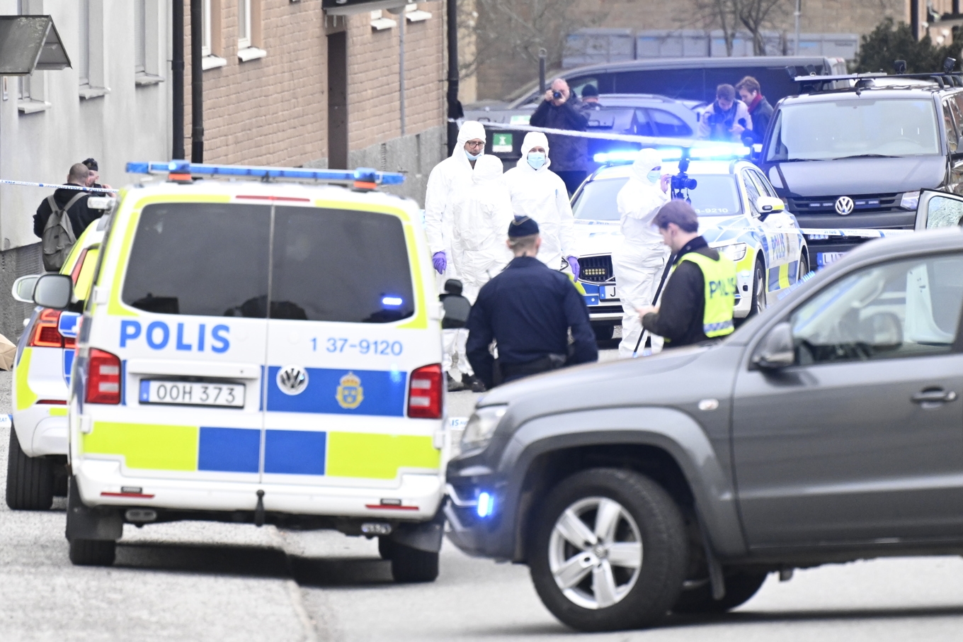 En man skadades allvarligt i en skjutning i Södertälje på torsdagsmorgonen. Foto: Jessica Gow/TT