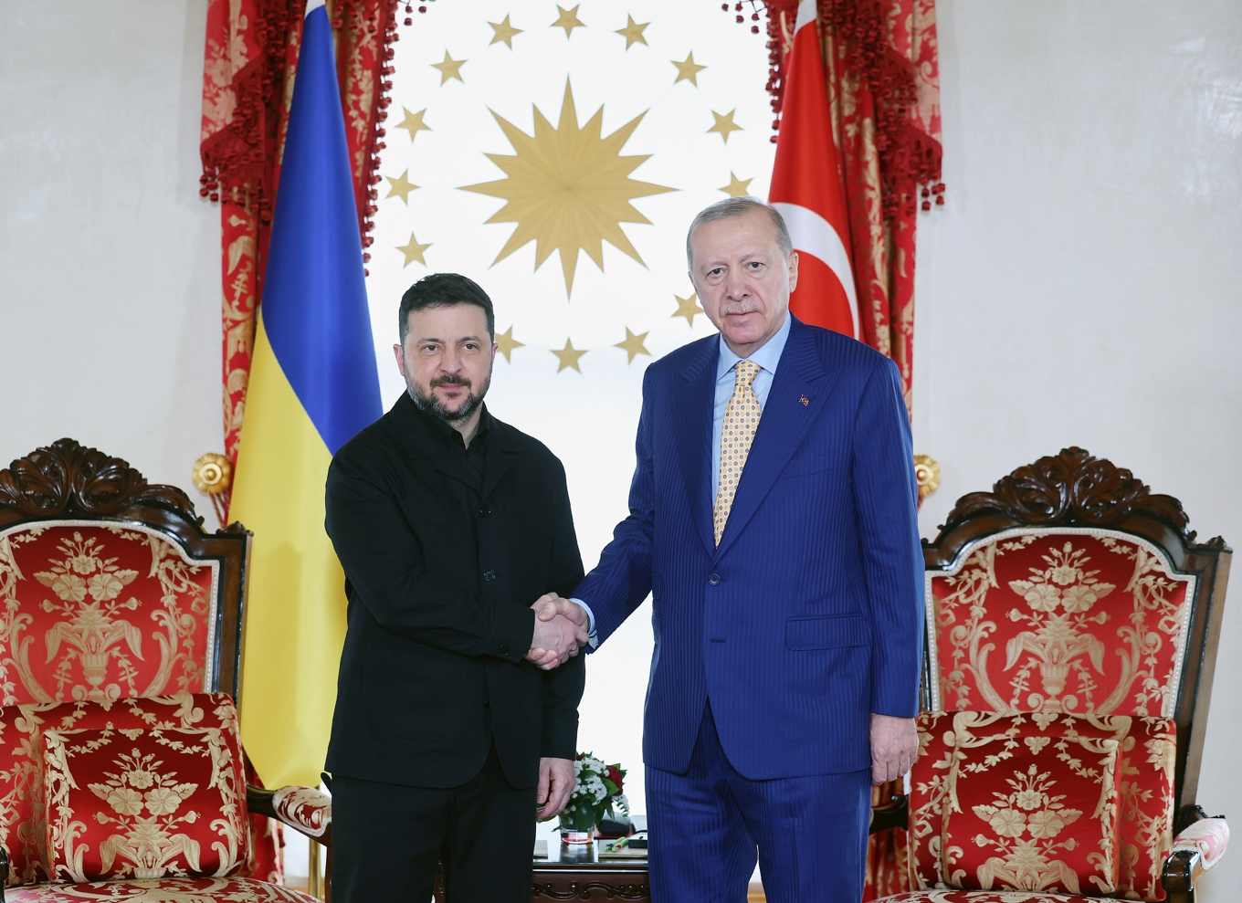 Ukrainas president Volodymyr Zelenskyj och Turkiets president Recep Tayyip Erdogan möttes på lördagen i Istanbul i Turkiet. Foto: Turkiska presidentkansliet viaAP/TT