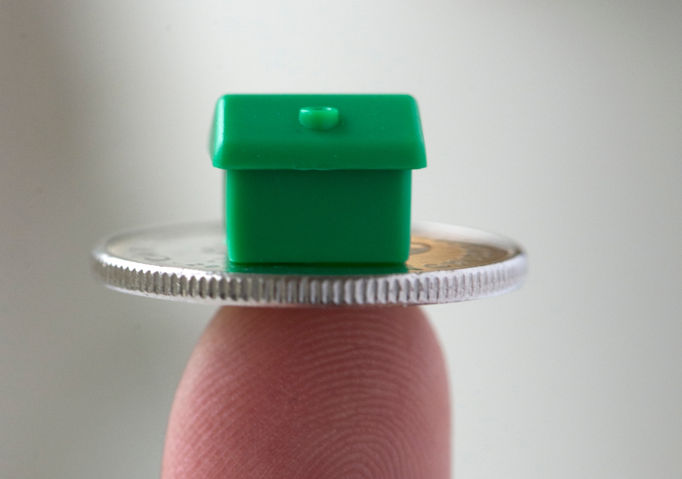 Färre och färre hushåll får bostadsbidrag, enligt Försäkringskassan. Arkivbild. Foto: Fredrik Sandberg/TT