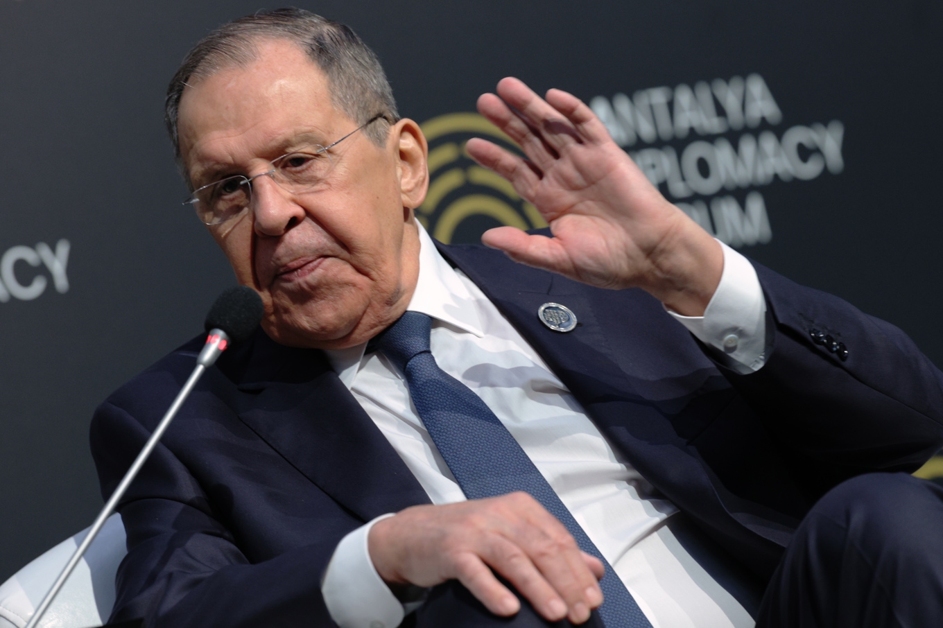 Rysslands utrikesminister Sergej Lavrov i turkiska Antalya på lördagen. Foto: Riza Ozel/AP/TT