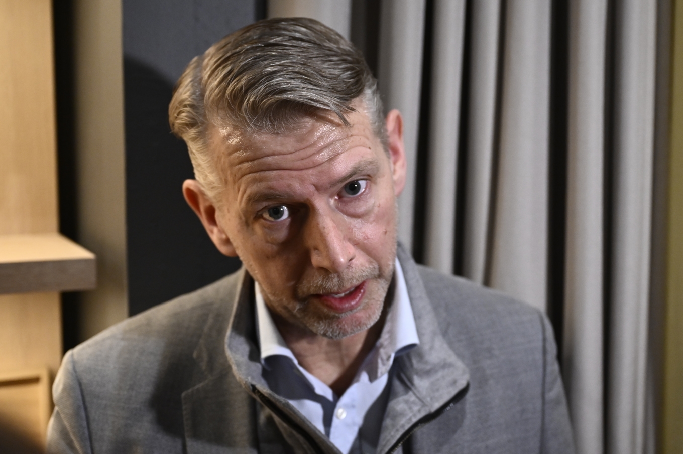 Peter Carlsson, tidigare vd för batteriföretaget Northvolt, i samband med konkursbeskedet i mars 2025. Nu har han släppt en bok om tiden. Foto: Jonas Ekströmer/TT