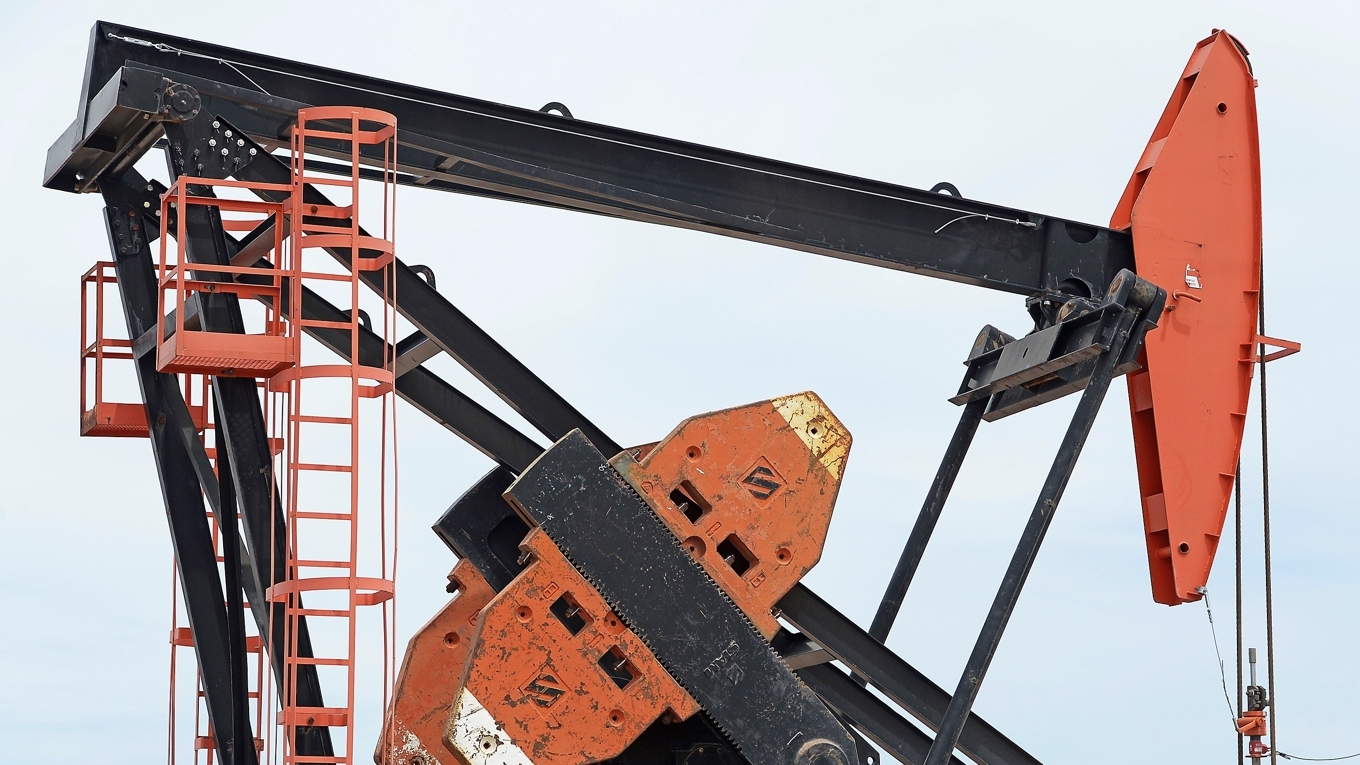 Oljepump tillhörande argentinska företaget YPF. Argentina utvecklar för närvarande en enorm reservoar av gas och olja i skiffer i Vaca Muerta i norra Patagonien. Foto: Juan Mabromata/AFP via Getty Images