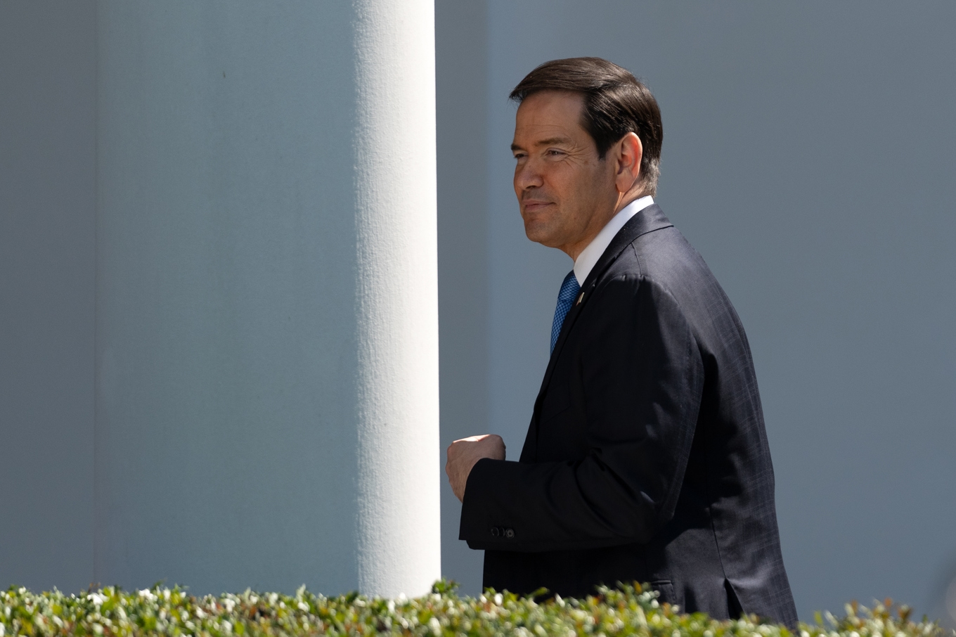 USA:s utrikesminister Marco Rubio vid Vita huset i Washington DC i april. Foto: Mark Schiefelbein/AP/TT
