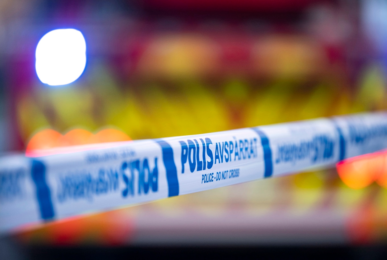 Polisen bistår räddningstjänsten på platsen. Arkivbild. Foto: Johan Nilsson/TT