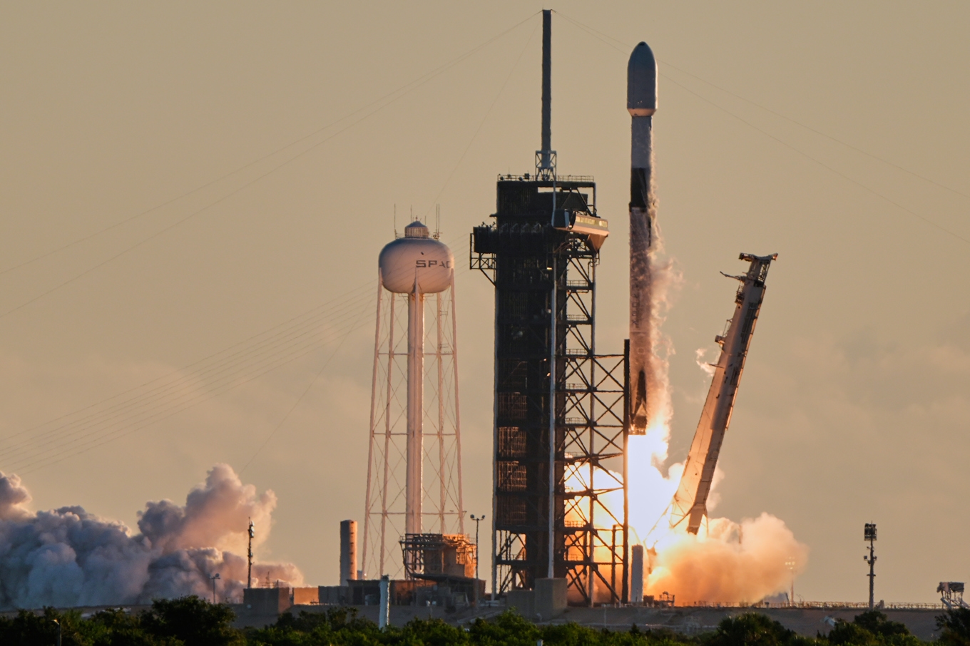 Space X raketer används av Nasa. Arkivbild. Foto: John Raoux/AP/TT