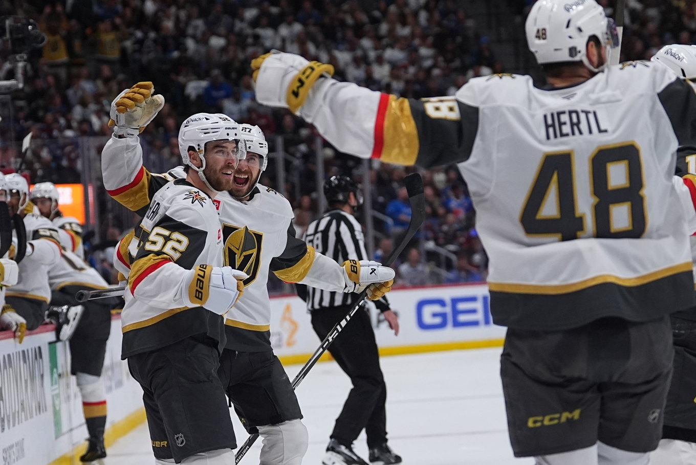 Vegas tog hem den första semifinalen mot Colorado. Foto: David Zalubowski/AP/TT