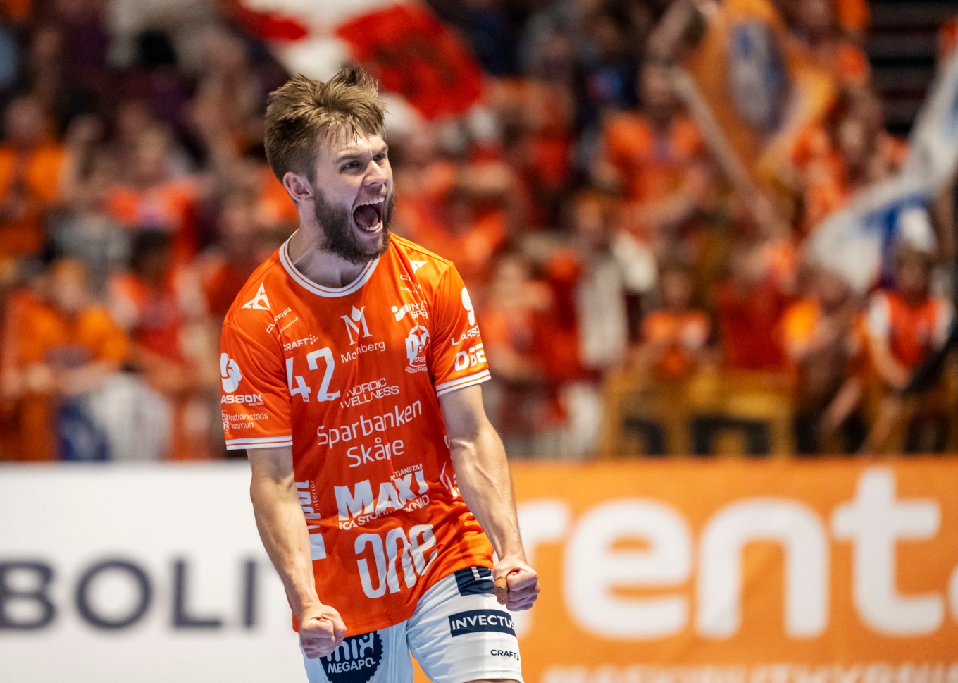 IFK Kristianstads Albin Nilsson Selin jublar efter mål under SM-finalen mot HK Malmö. Foto: Johan Nilsson / TT
